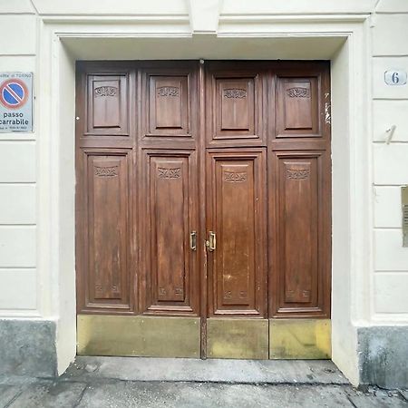 Porta Palazzo 15 Min - Suite Con Netflix & Wi-Fi Turin Ngoại thất bức ảnh